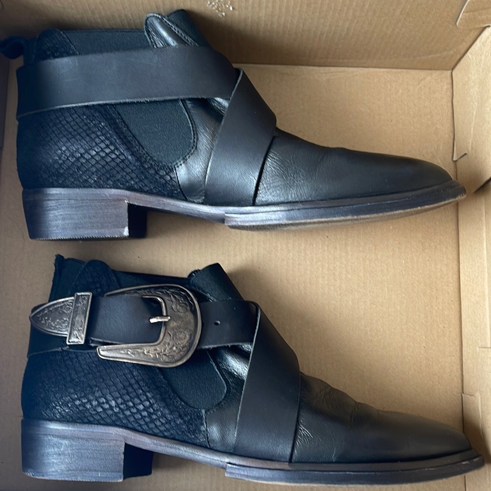 Free People Maverick black leather Chelsea boots western ankle booties